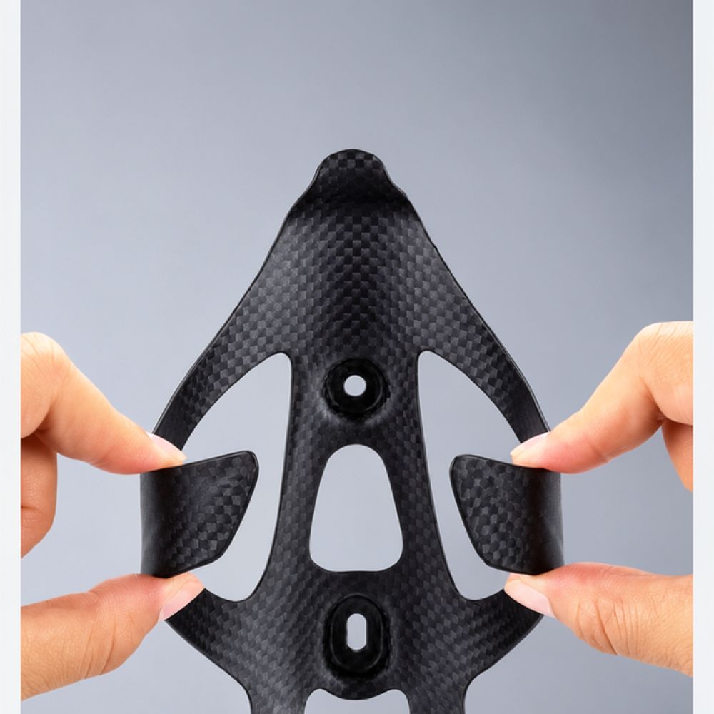 カーボンファイバー製自転車用ボトルケージ、ロードバイク・マウ - Cycling Gear And Equipment のレビューと価格